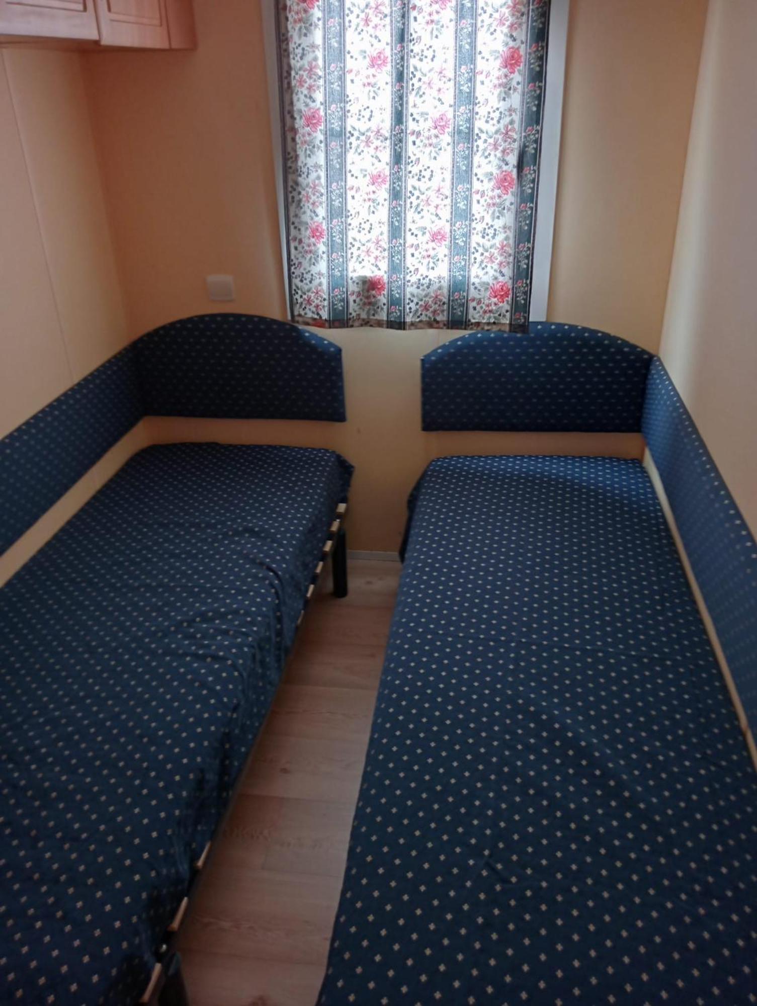 Bungalow Au Bord De La Piscine 4 Pers 5A Burinhosa Eksteriør billede